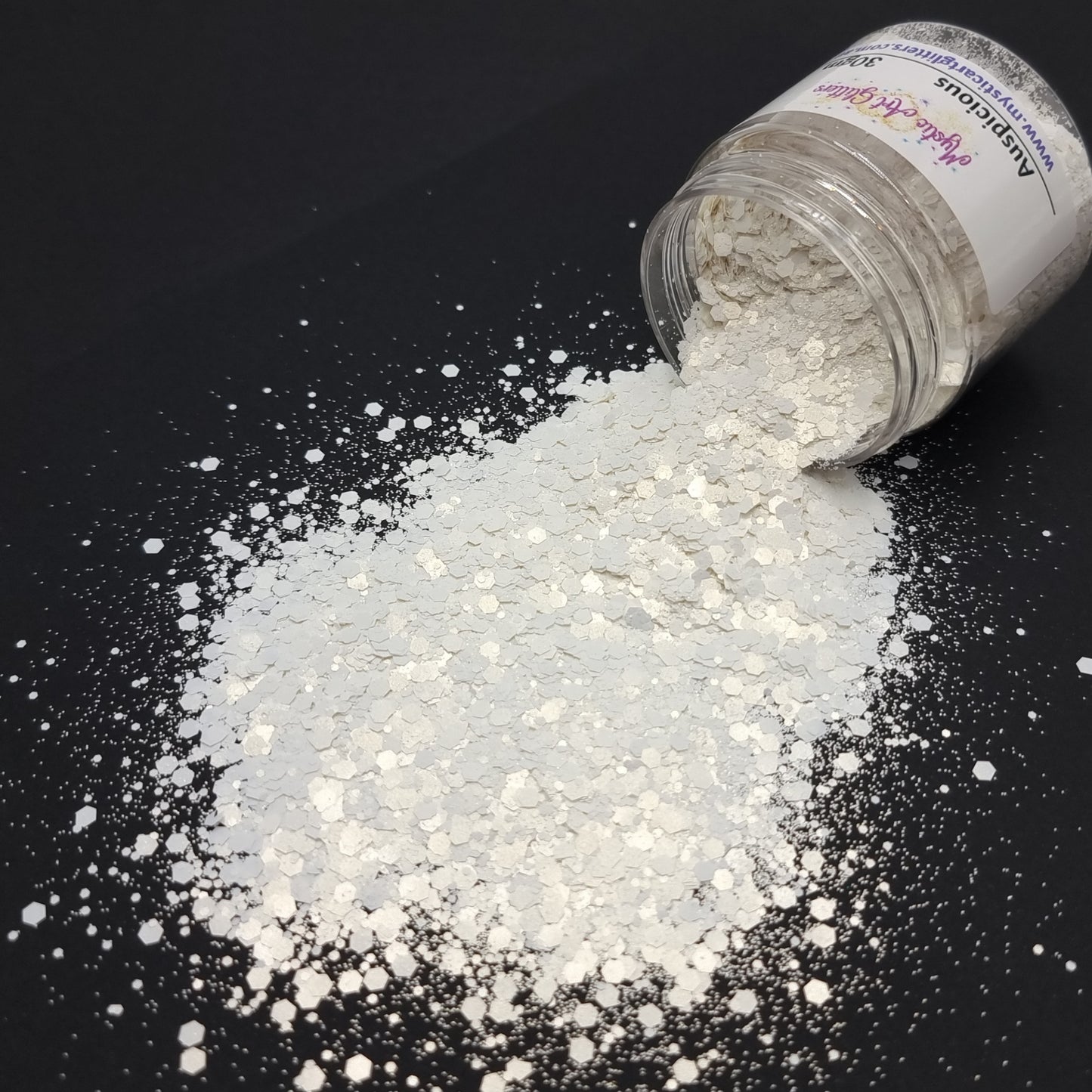 Auspicious White Chunky Mix