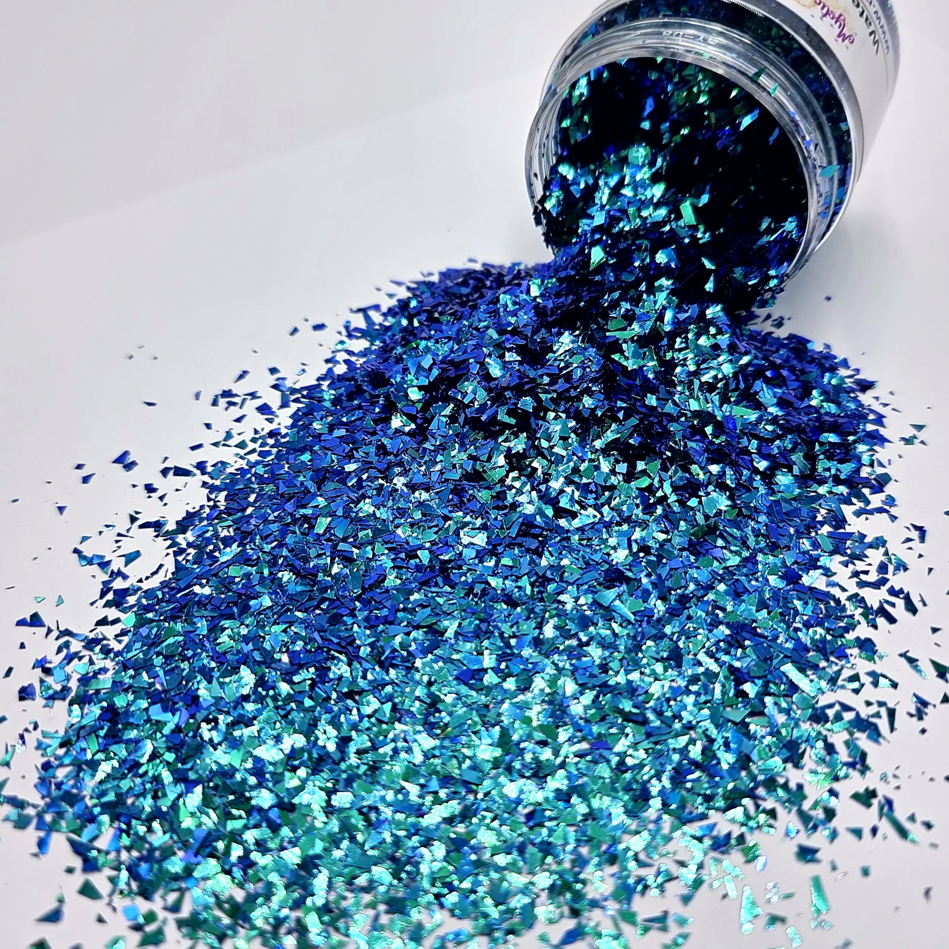 Waterfall colour changing flake glitter