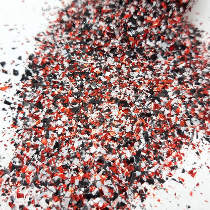 Woodpecker is a small size, multicoloured, flake glitter.