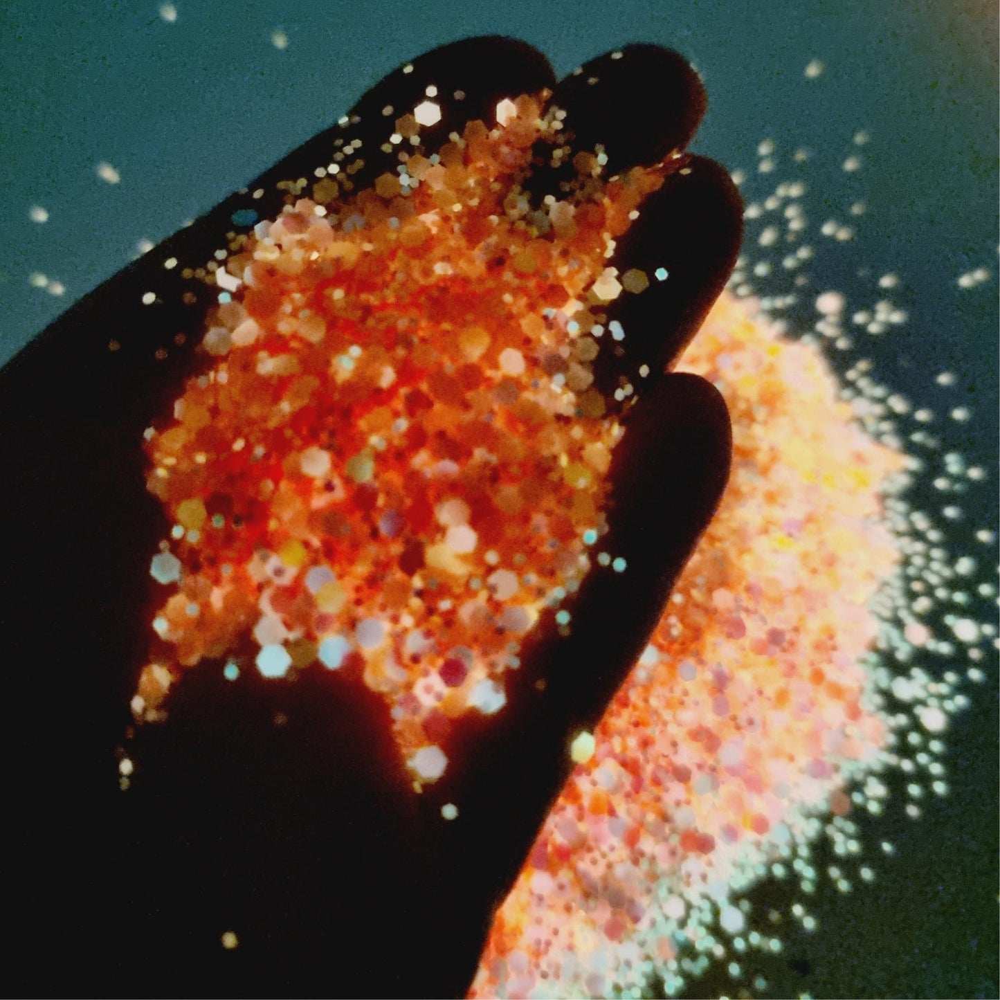 Glow In The Dark Glitter - December 1963 - Orange Colour Changing