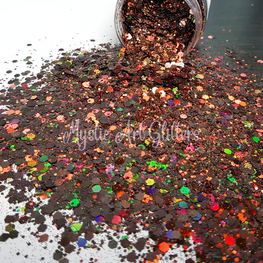 Charlie Brown Holographic Glitter Mix