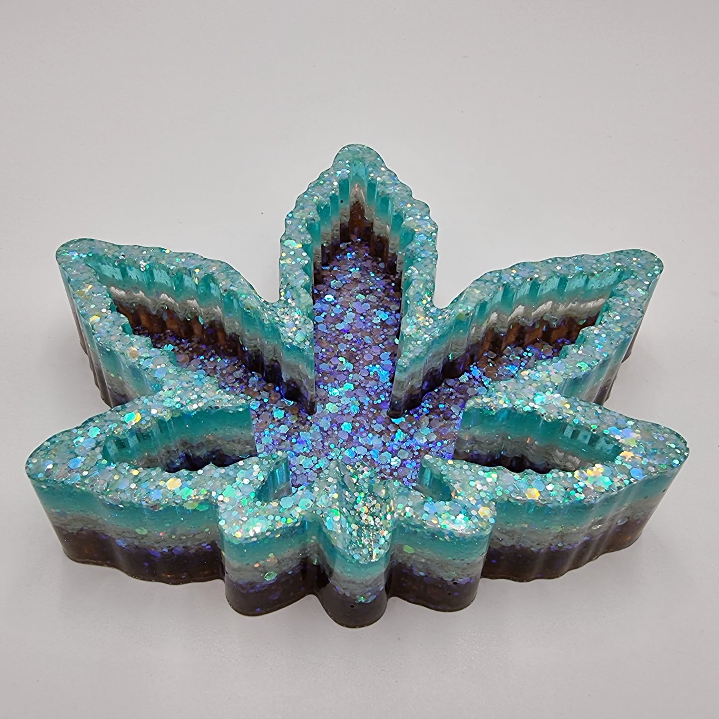 Glow In The Dark Resin Marijuana Leaf Ashtray