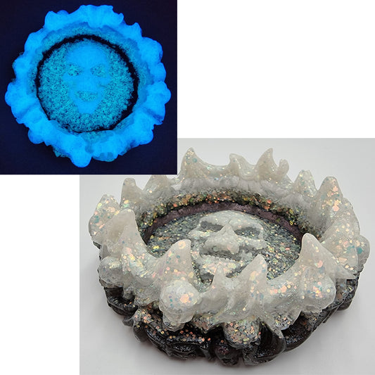 Glow In The Dark Resin Skull Ashtray