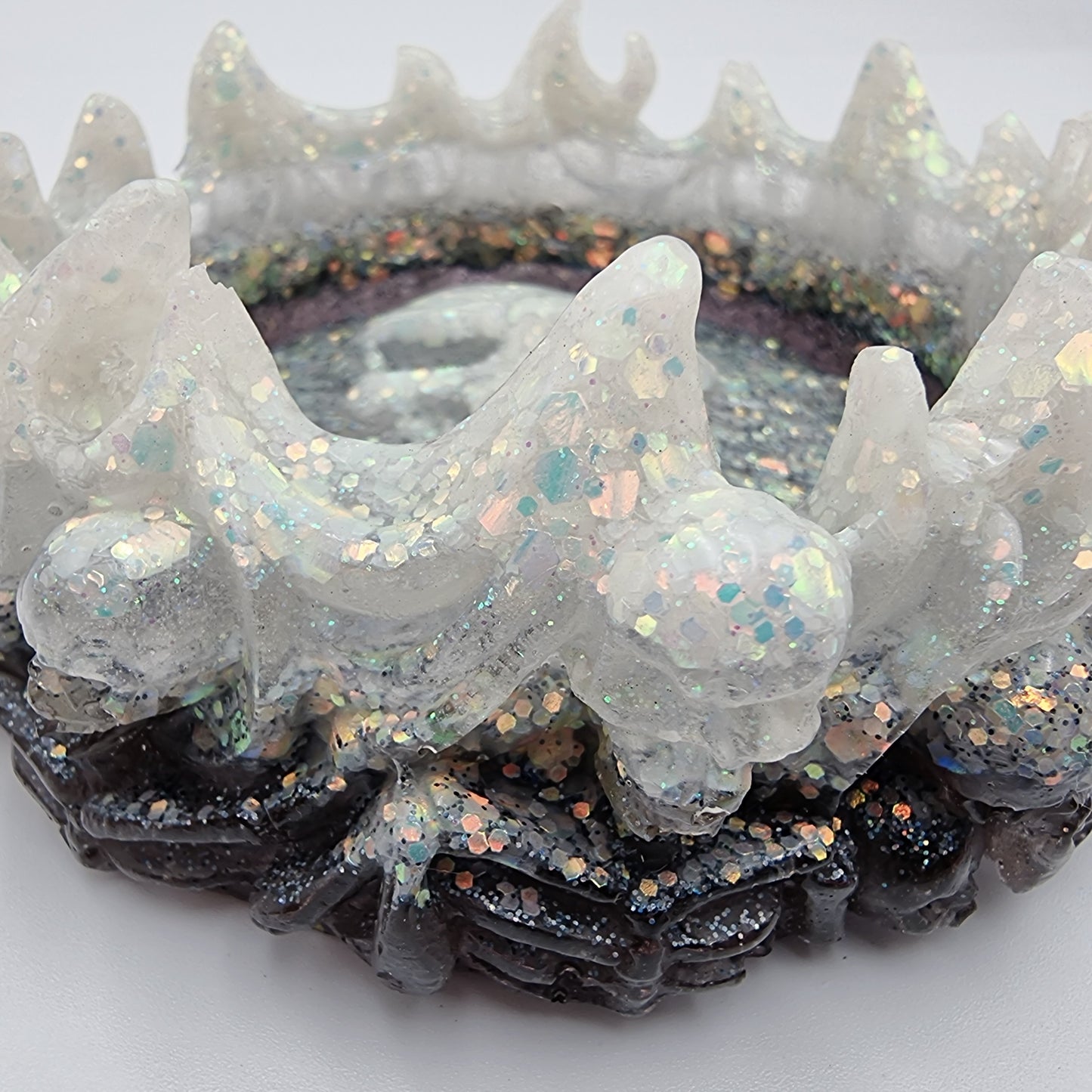 Glow In The Dark Resin Skull Ashtray