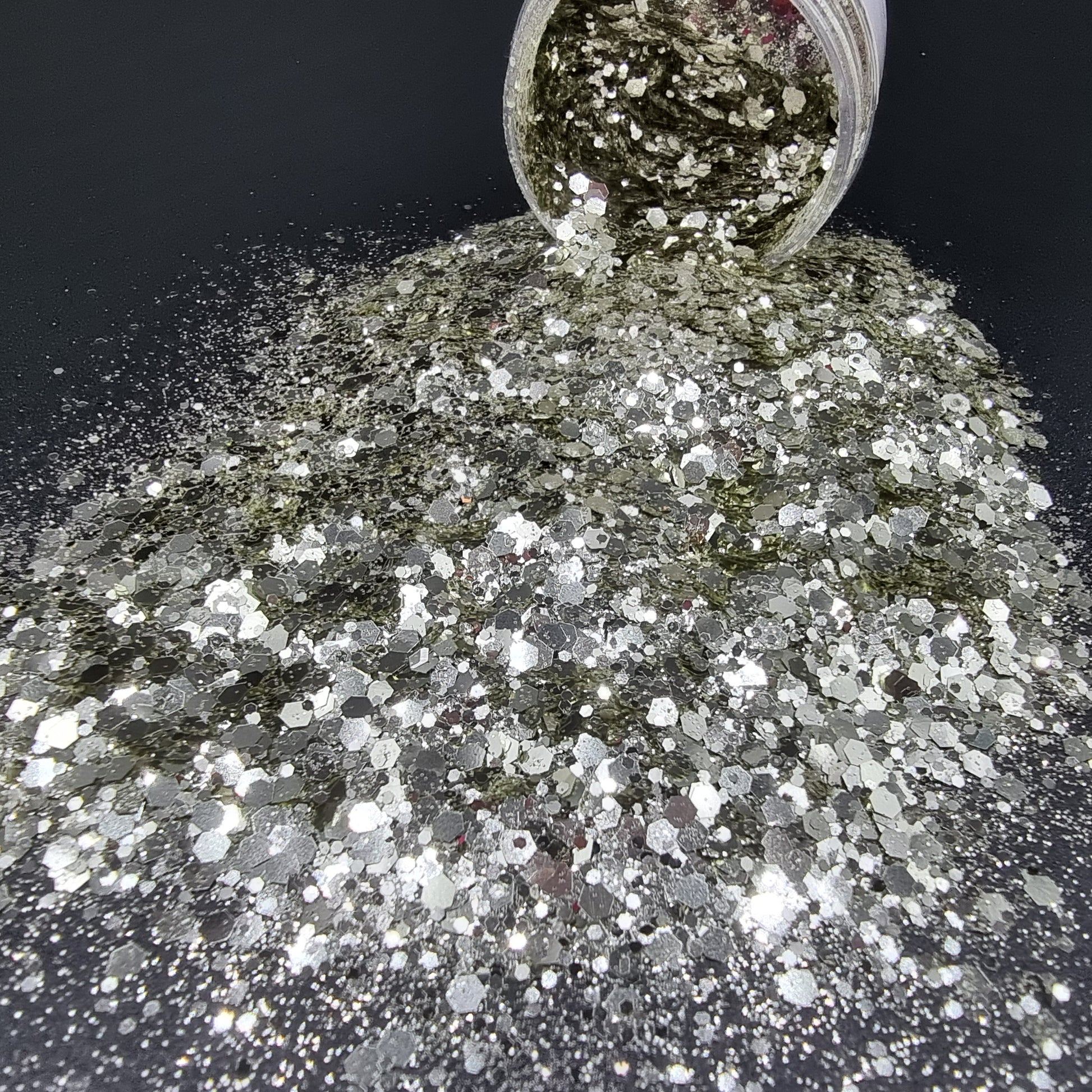 Tin Man - Mystic Art Glitters