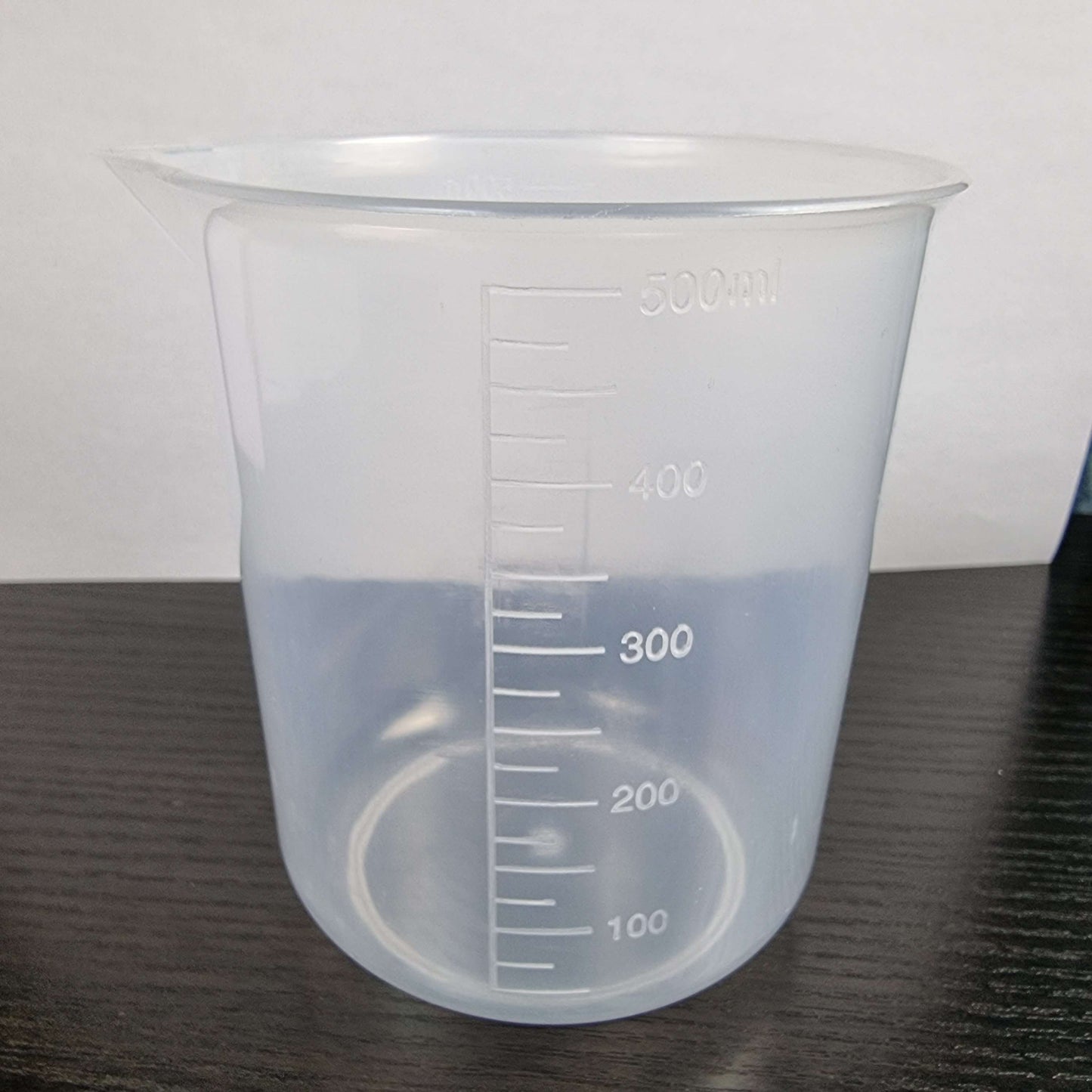 500ml Plastic Measuring Cups x 2 - Mystic Art Glitters