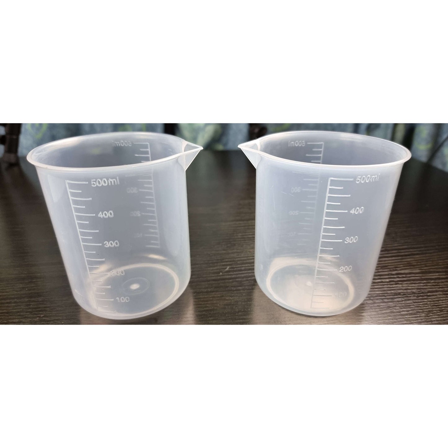 500ml Plastic Measuring Cups x 2 - Mystic Art Glitters