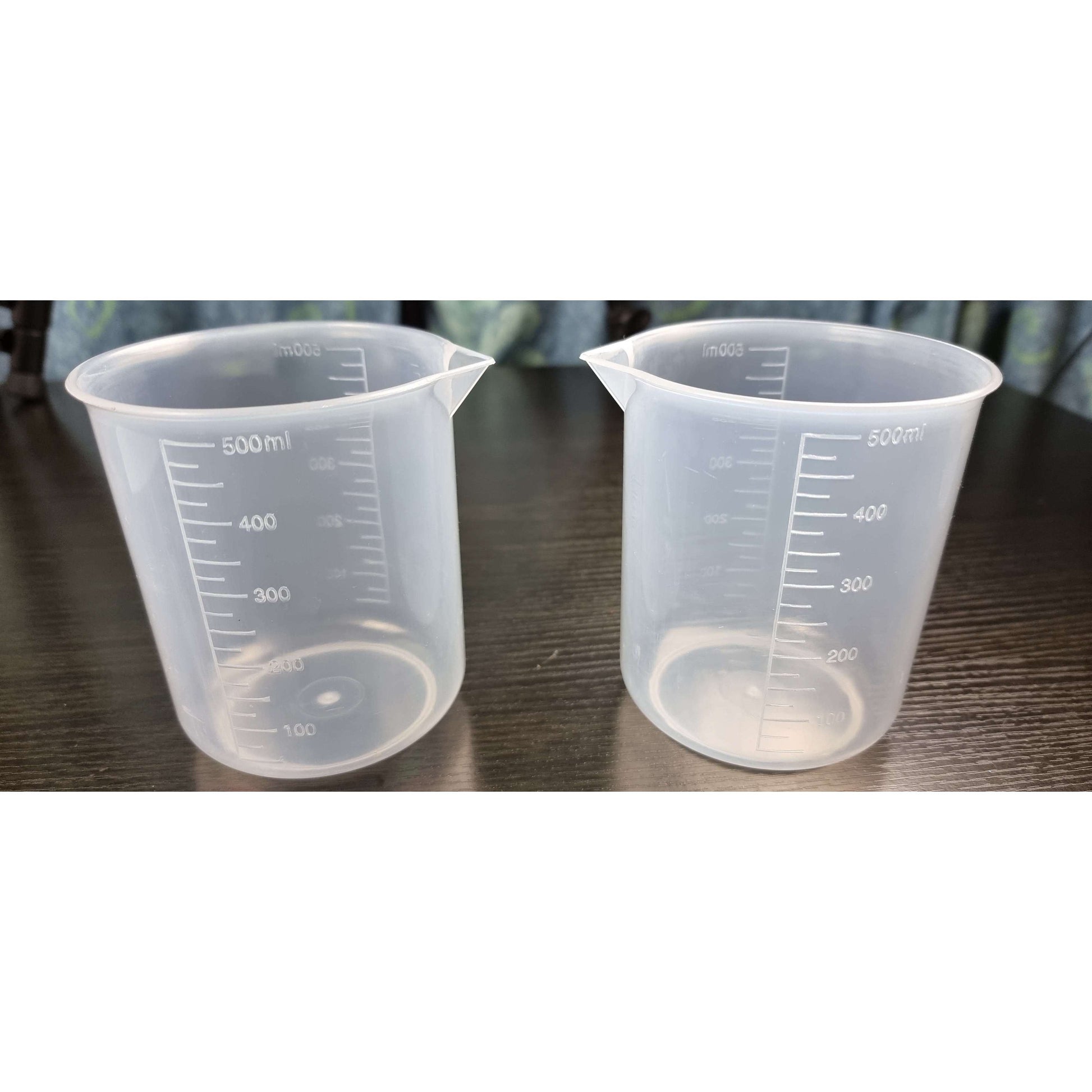 500ml Plastic Measuring Cups x 2 - Mystic Art Glitters