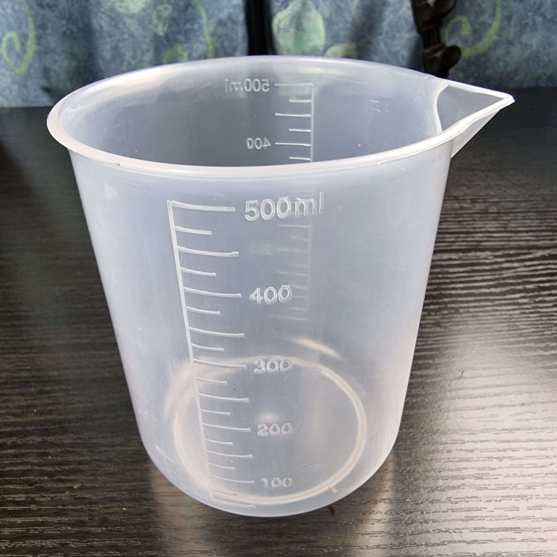 500ml Plastic Measuring Cups x 2 - Mystic Art Glitters