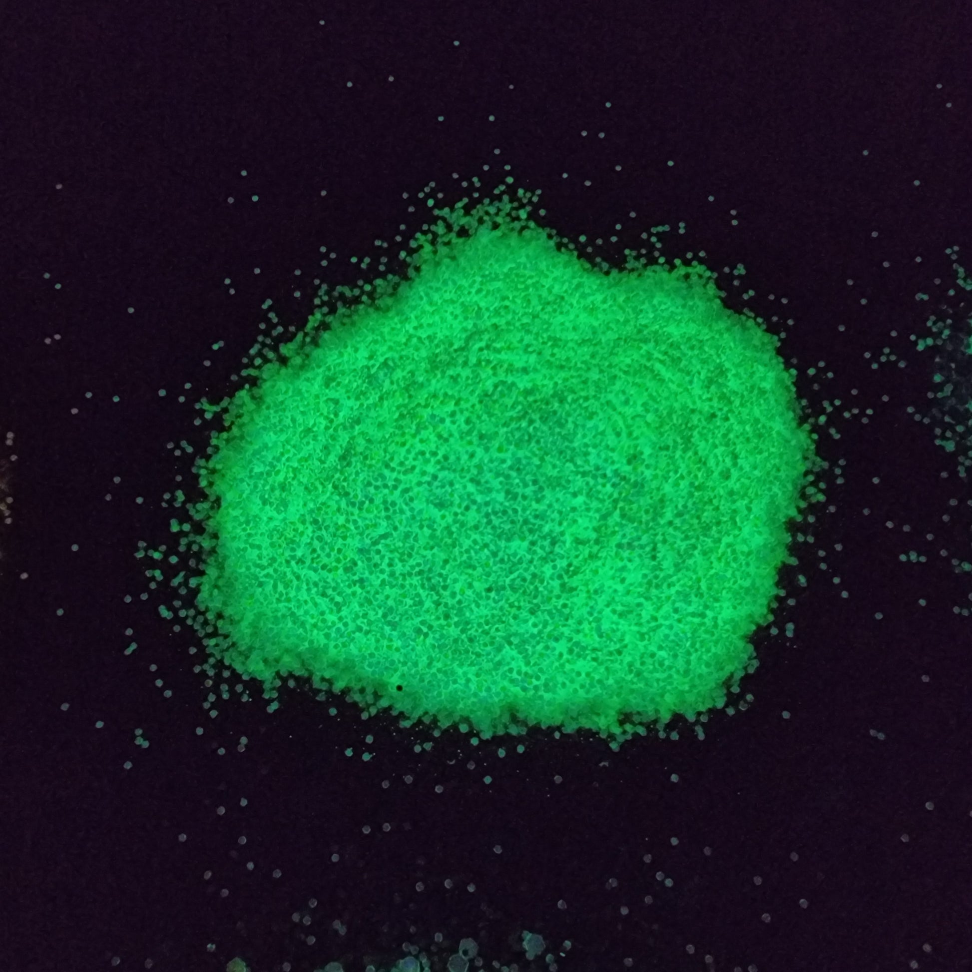 Glow In The Dark - Good Vibrations - Mystic Art Glitters