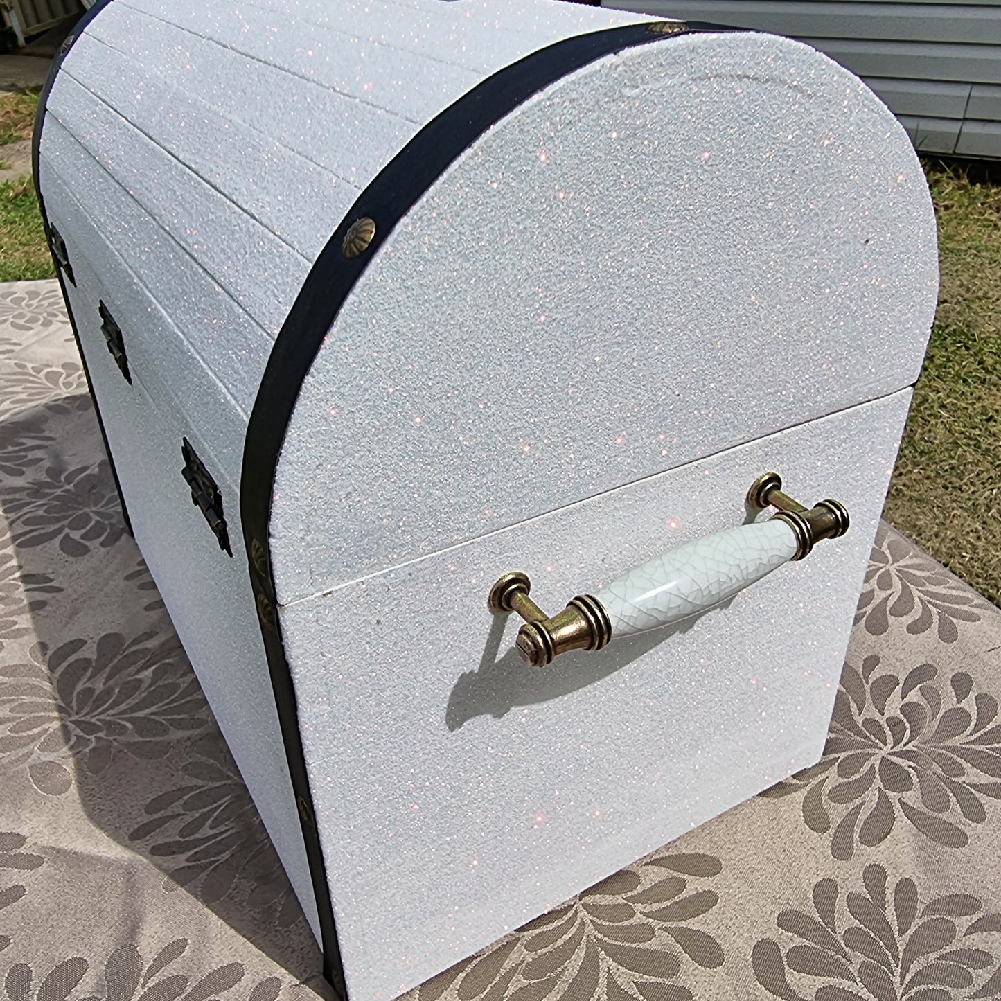 White Glittered Wedding Wishing Well Chest
