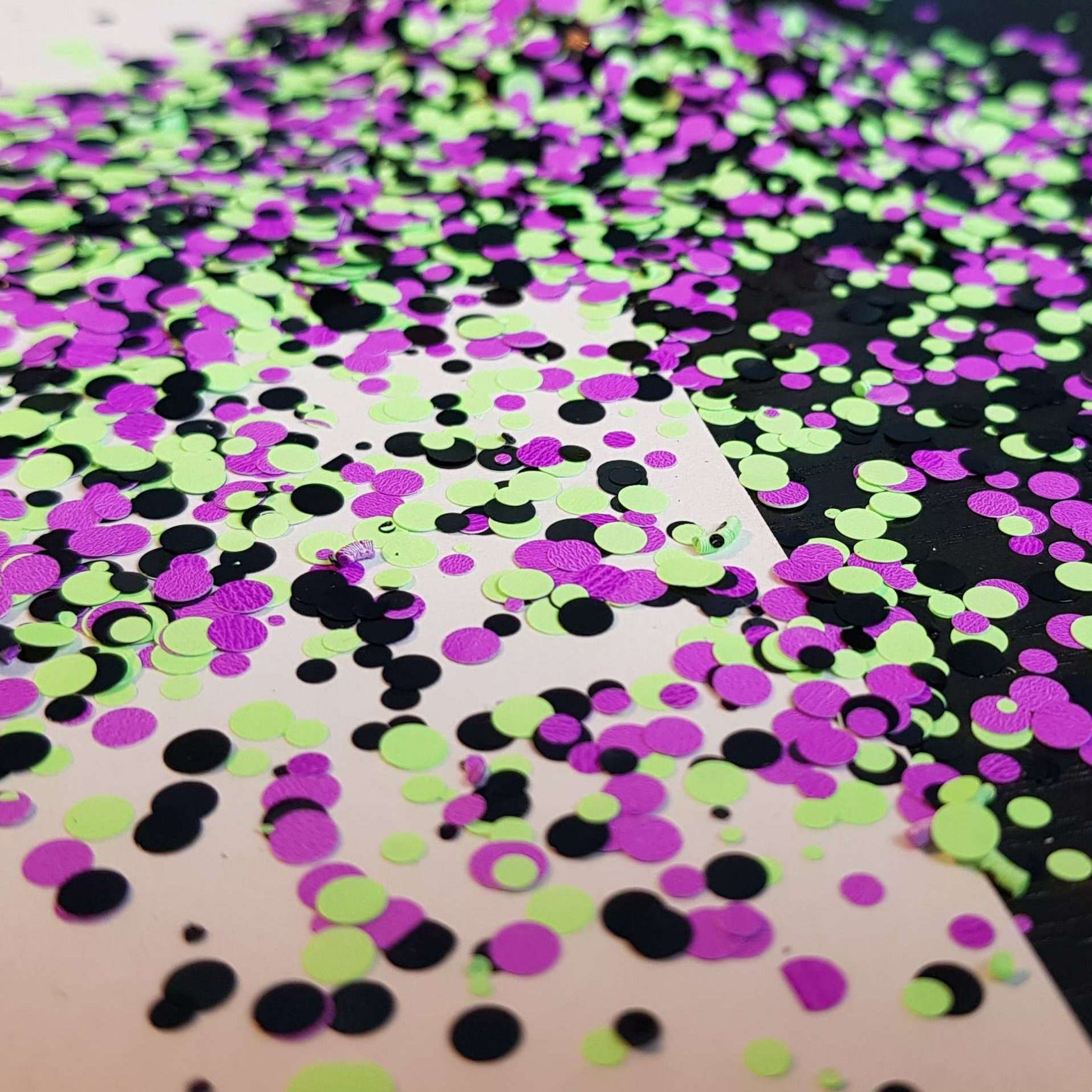 Monster Mash round purple and black glitter